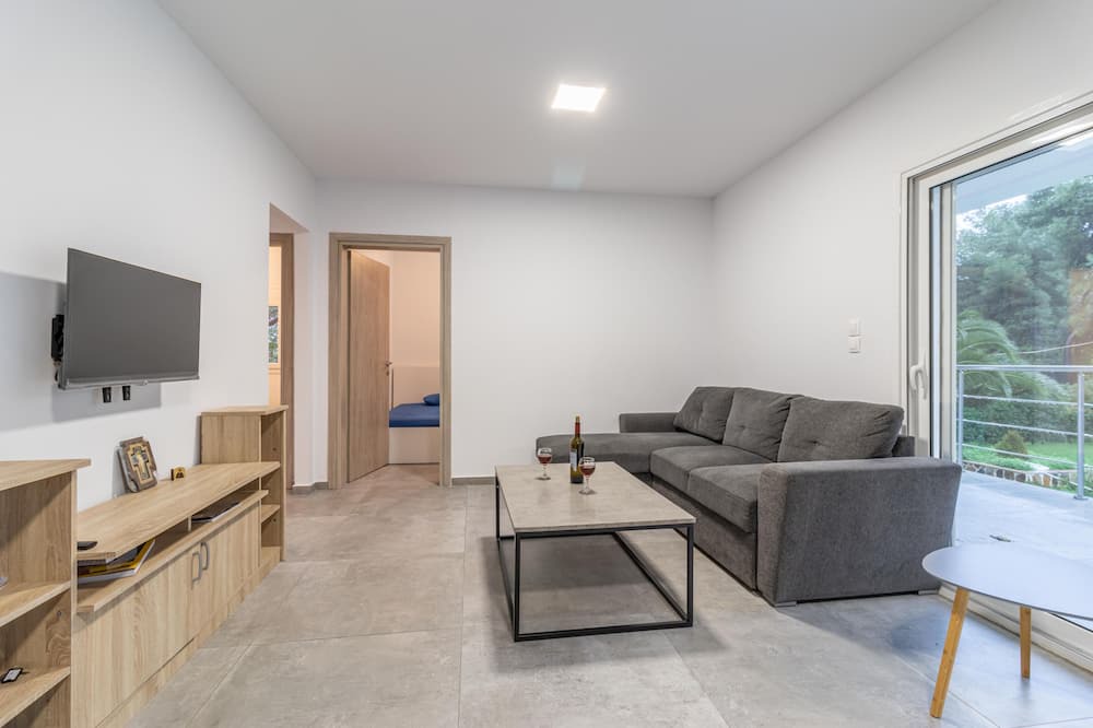 Photo of Livingroom in Isthmia