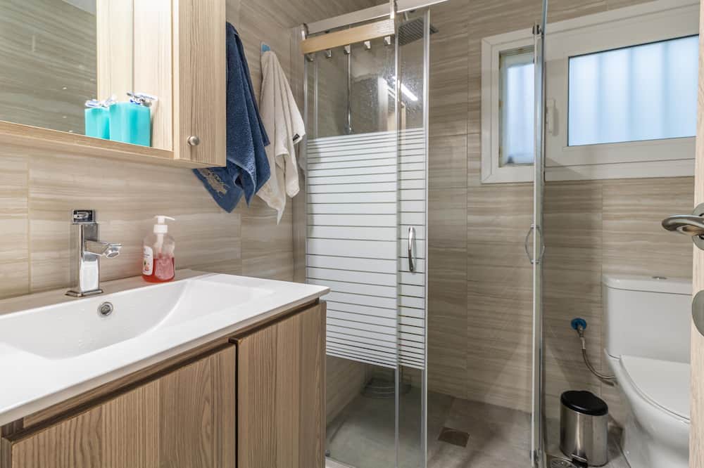 Photo of Bathroom in Isthmia