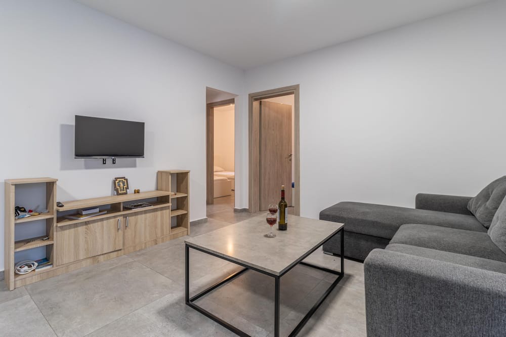 Photo of Livingroom in Isthmia