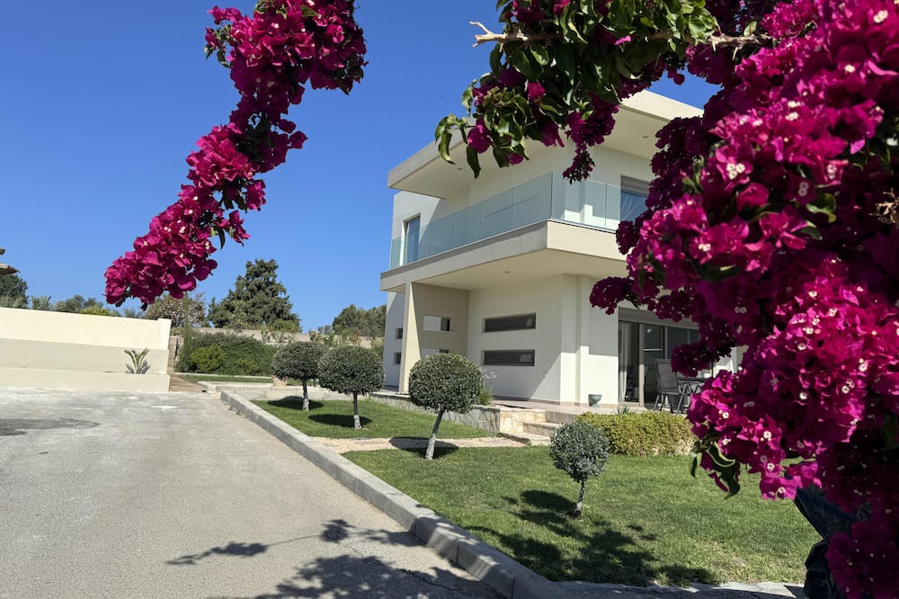Photo of Outdoor in Asgourou
