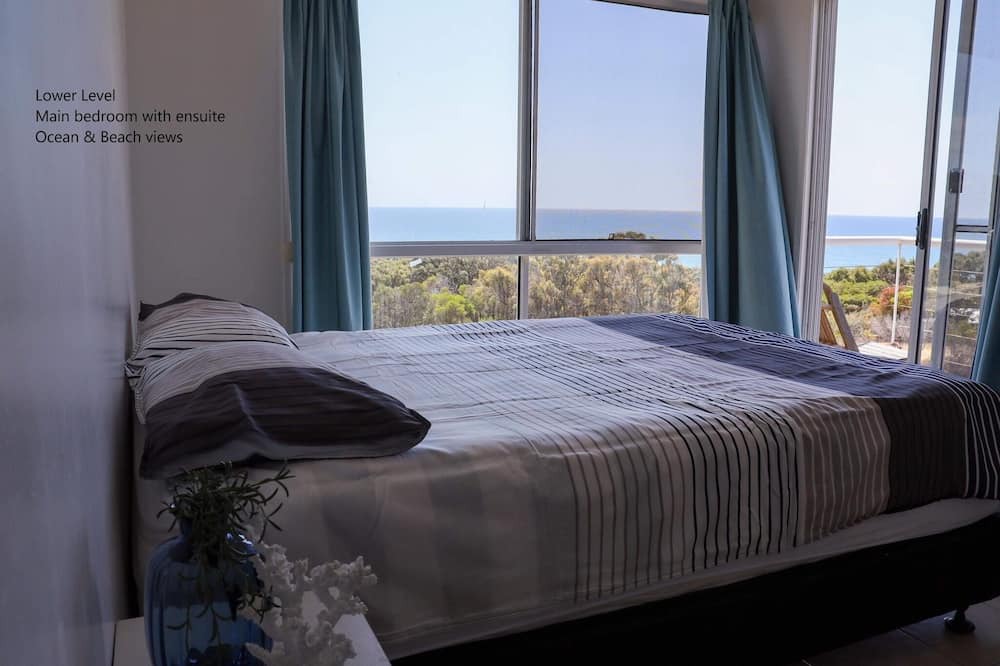 Photo of Bedroom in Orchid Beach