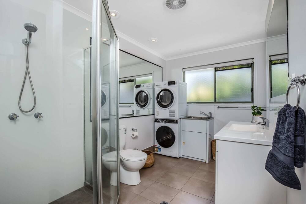 Photo of Bathroom in Tugun