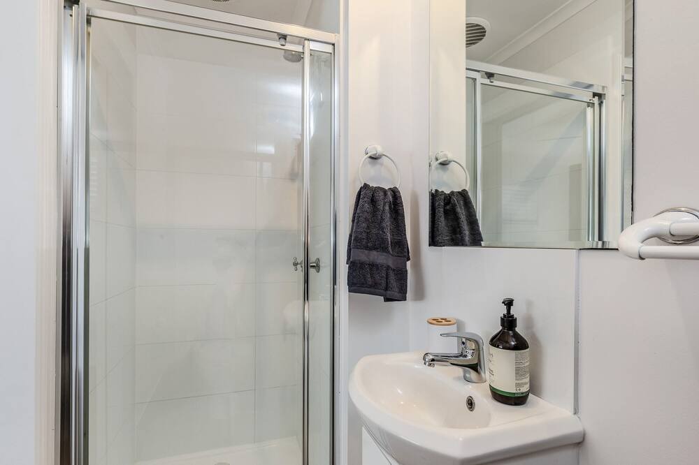 Photo of Bathroom in Tugun