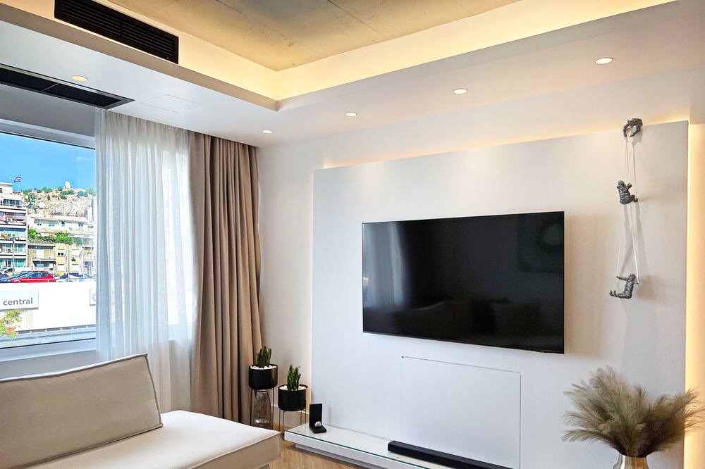 Photo of Bedroom in Neos Kosmos