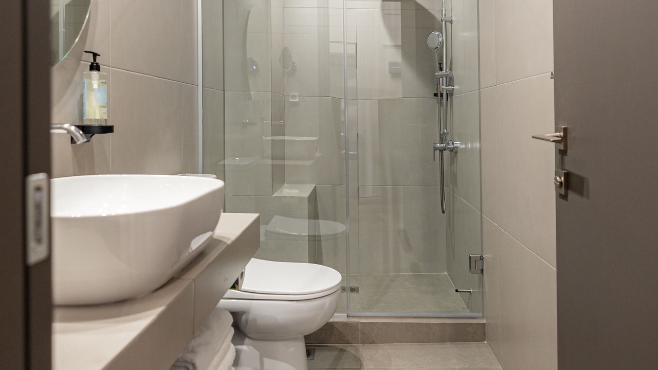 Photo of Bathroom in Nea Smirni