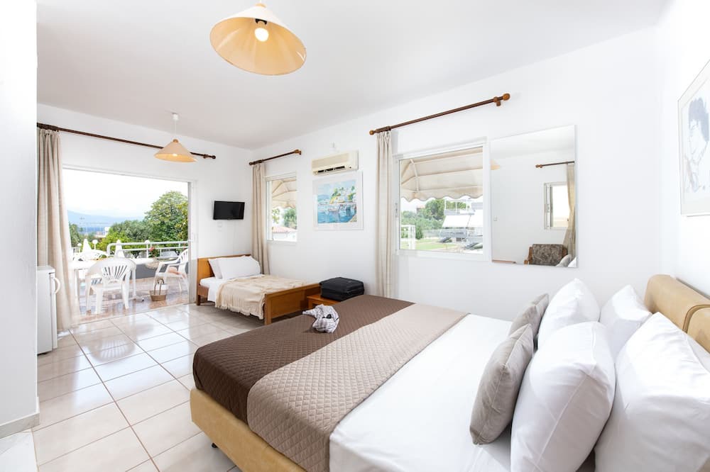Photo of Bedroom in Chalcis