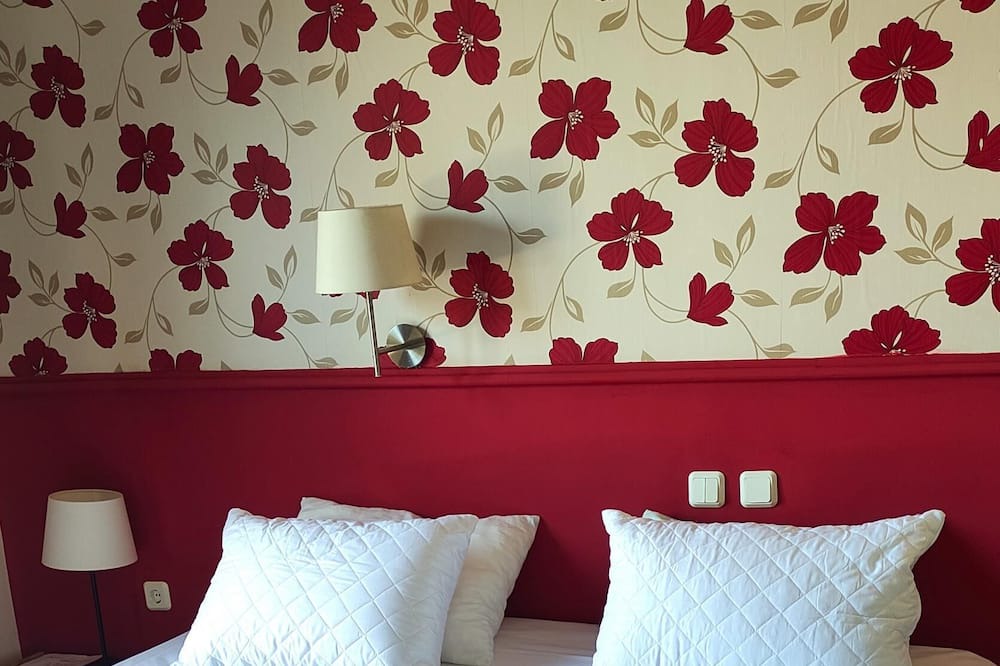 Photo of Bedroom in Kamena Vourla