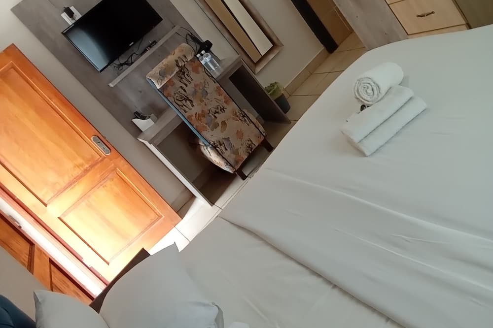 Photo of Bedroom in Modjadjiskloof