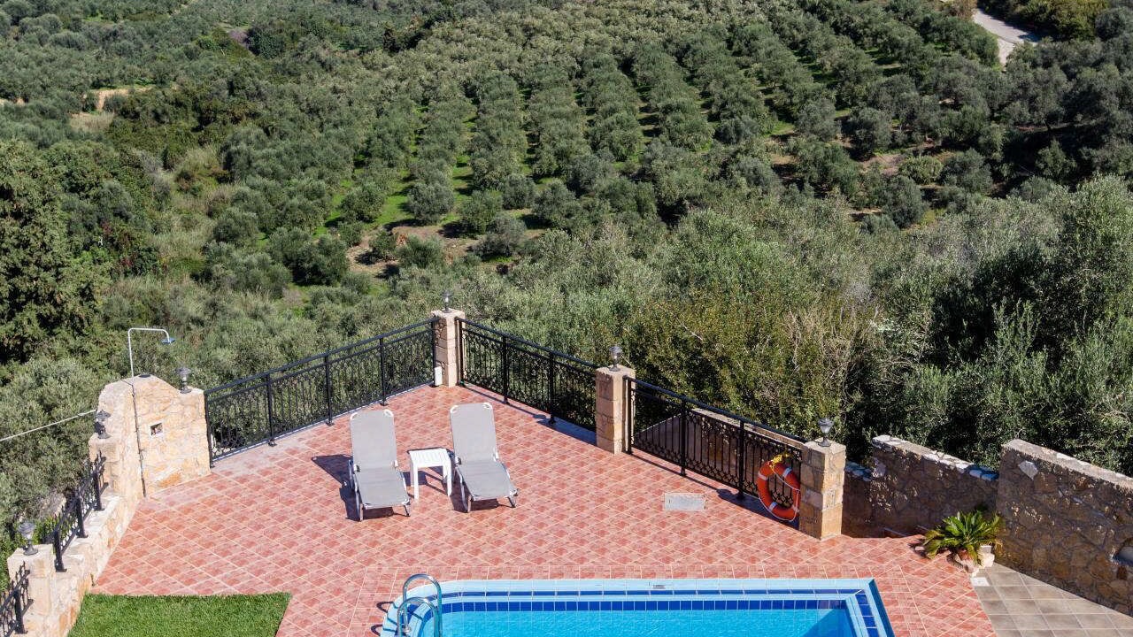 Photo of Outdoor in Stalos
