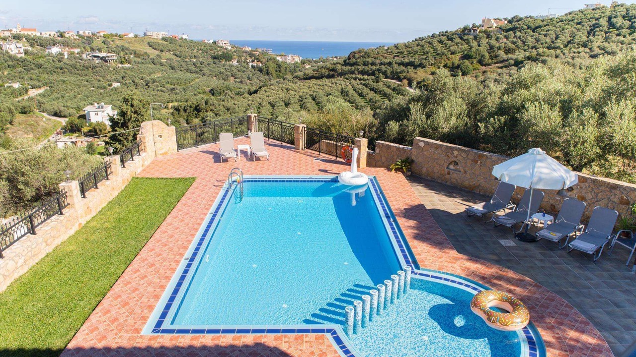 Photo of Outdoor in Stalos
