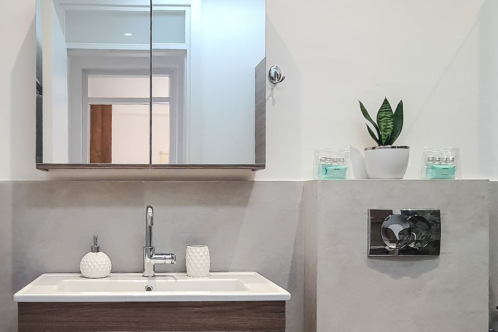 Photo of Bathroom in Pigi