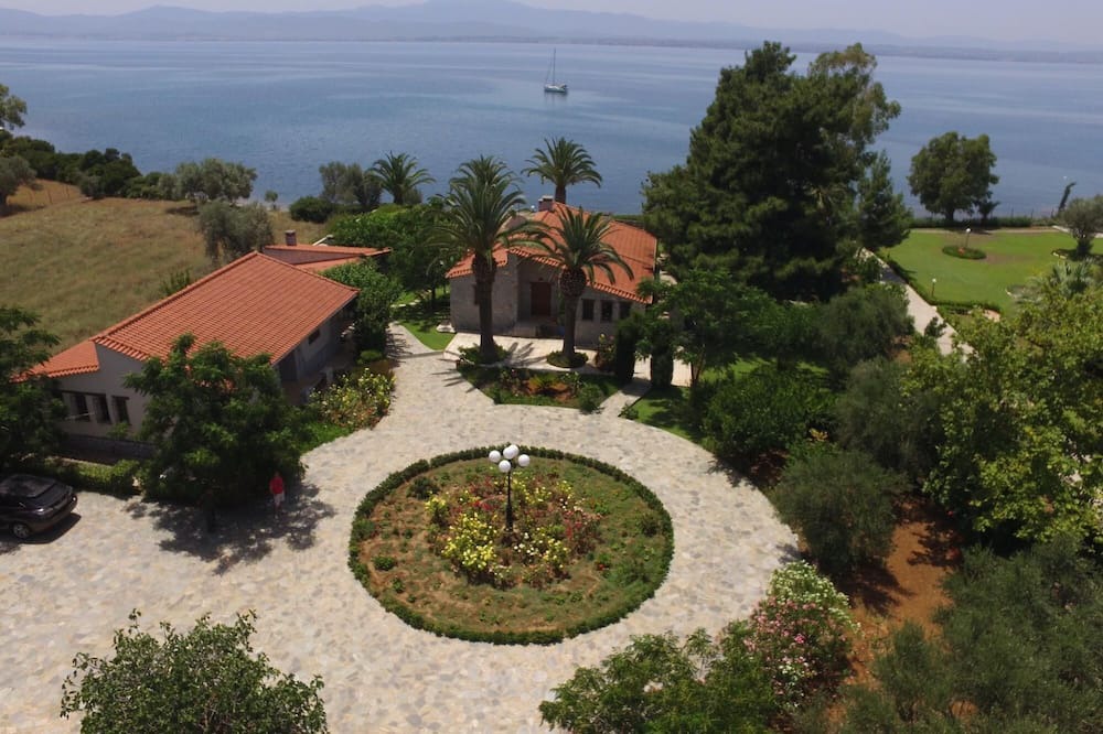 Photo of Outdoor in Eretria