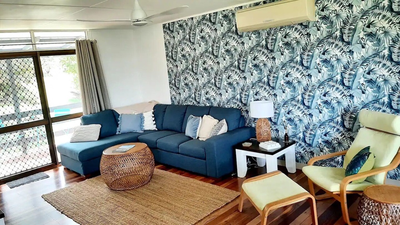 Photo of Livingroom in Charlwood