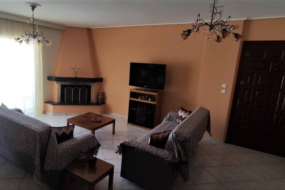 Photo of Livingroom in Molos-Agios Konstantinos