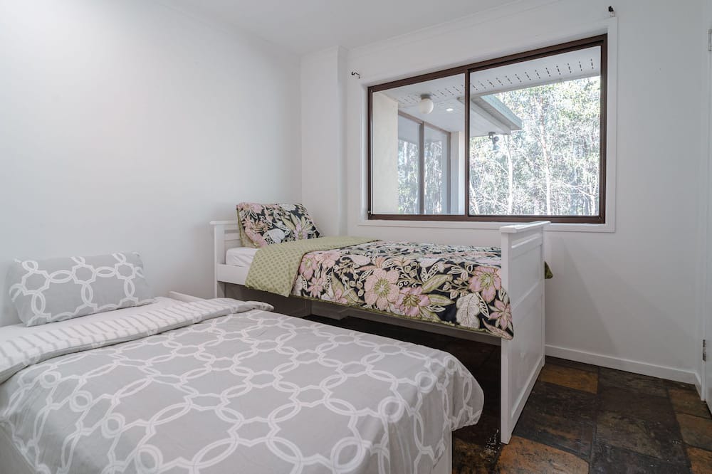 Photo of Bedroom in Willow Vale