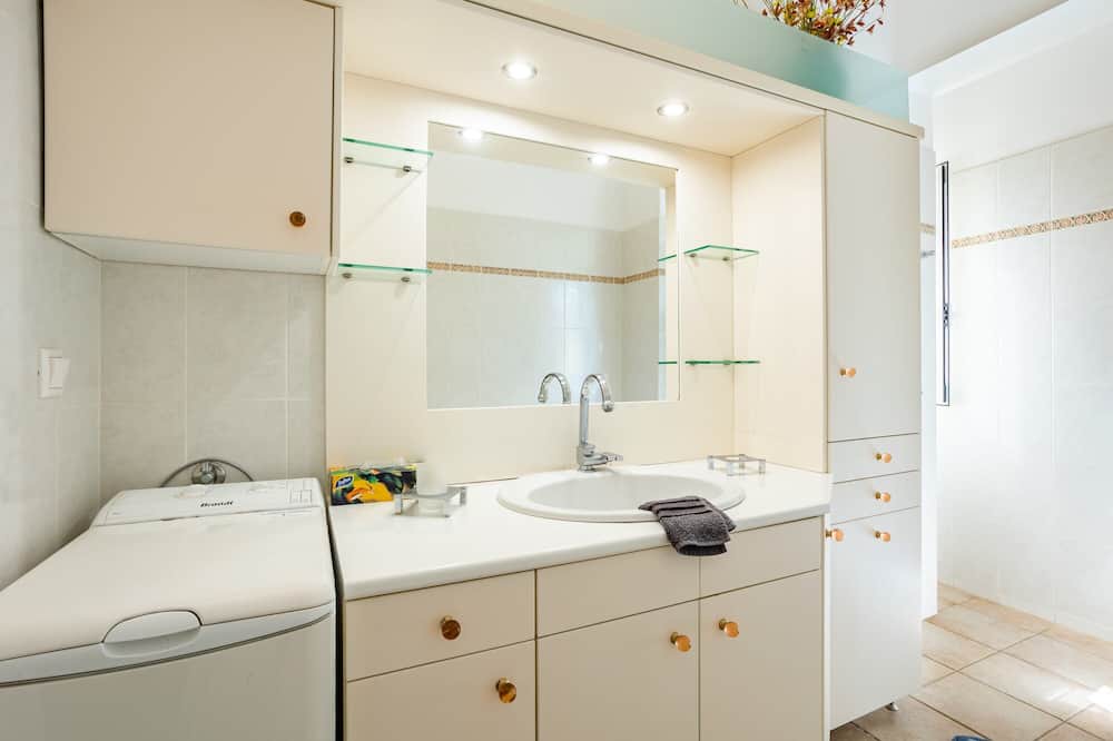 Photo of Bathroom in Kalamata