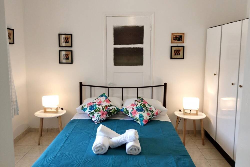 Photo of Bedroom in Afetai