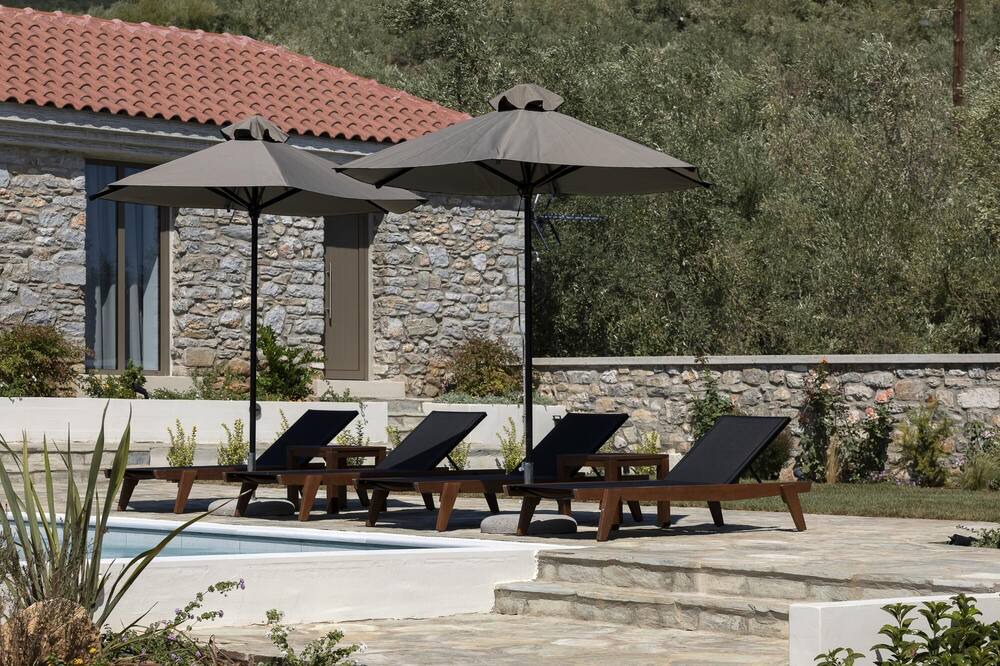 Photo of Outdoor in Sourpi