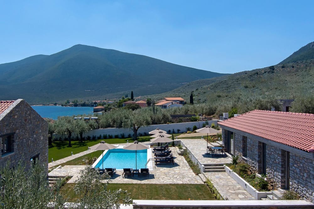 Photo of Outdoor in Sourpi