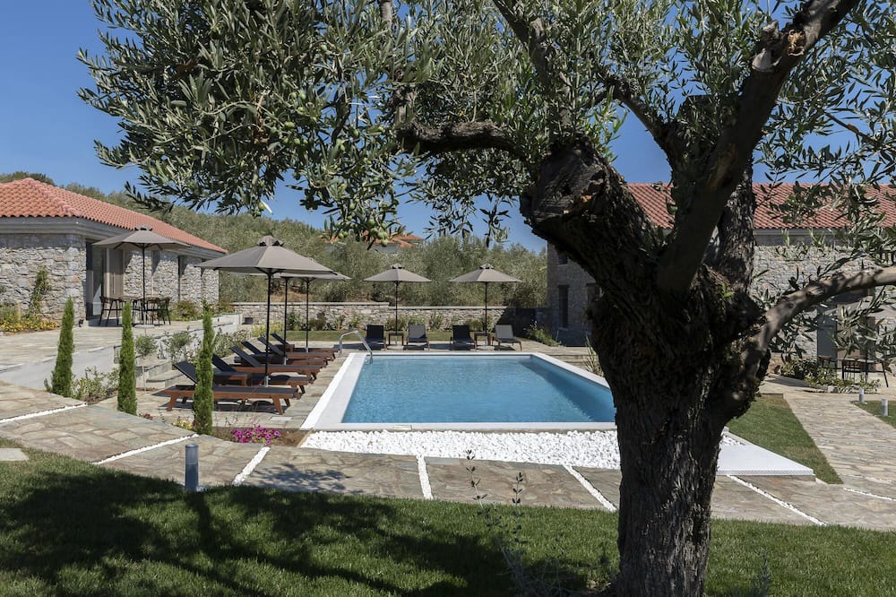 Photo of Outdoor in Sourpi