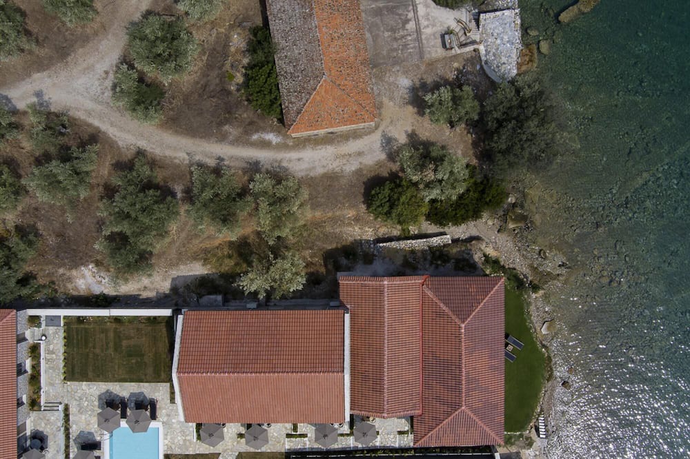 Photo of Outdoor in Sourpi