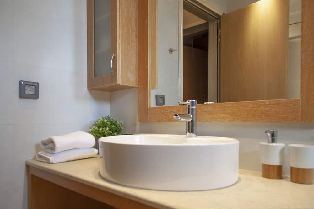 Photo of Bathroom in Igoumenitsa