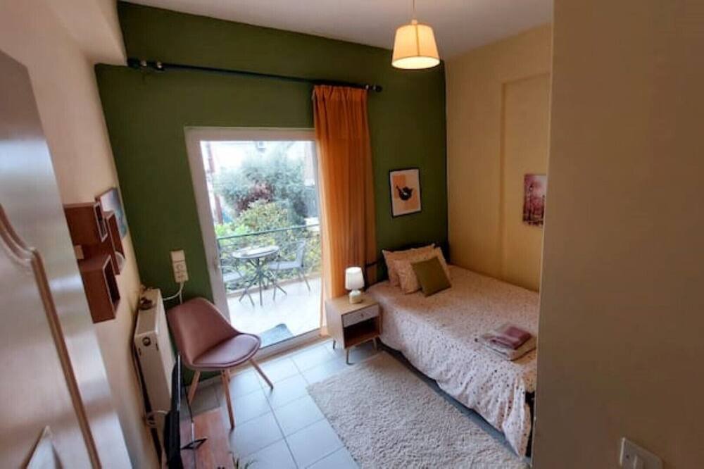 Photo of Bedroom in Lamia
