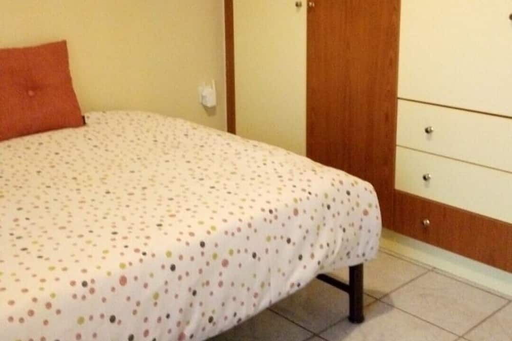 Photo of Bedroom in Lamia