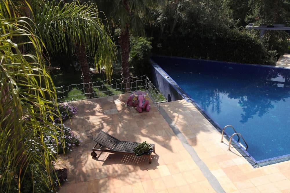 Photo of Outdoor in Eretria
