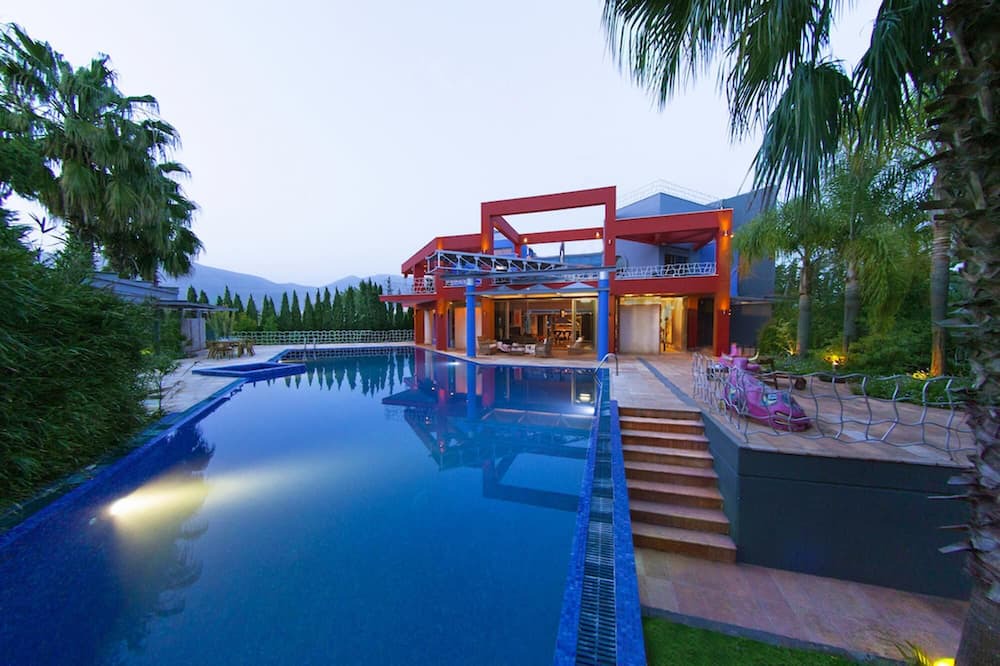 Photo of Outdoor in Eretria