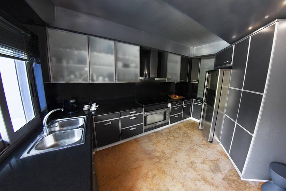 Photo of Kitchen in Eretria