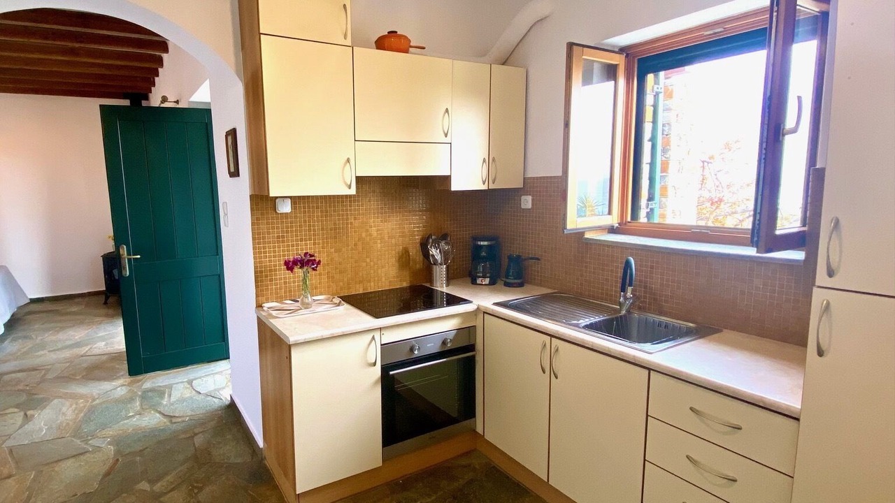 Photo of Kitchen in Karystos