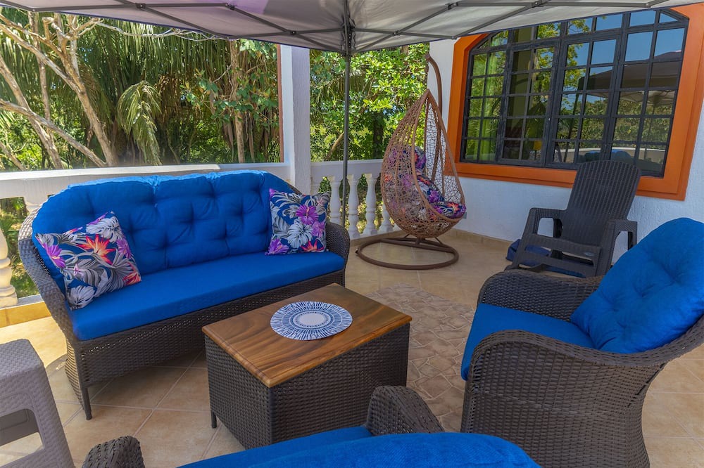 Photo of Patio Balcony in Hills of Esterillos
