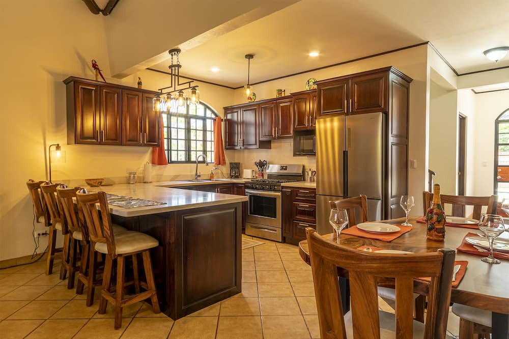 Photo of Kitchen in Hills of Esterillos