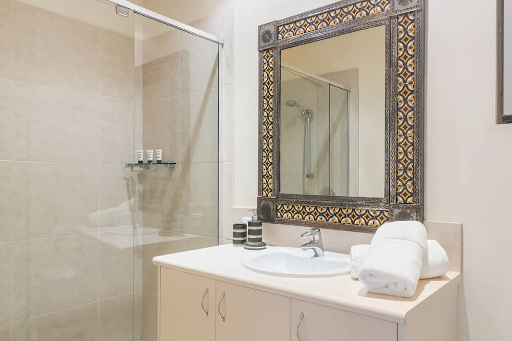 Photo of Bathroom in Doonan