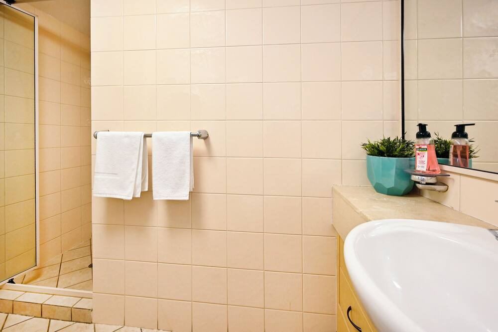 Photo of Bathroom in Alexandra Headland