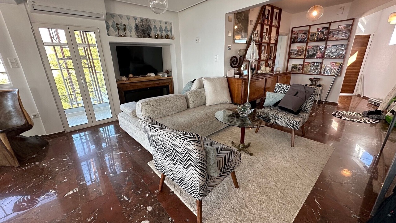Photo of Livingroom in Saronida