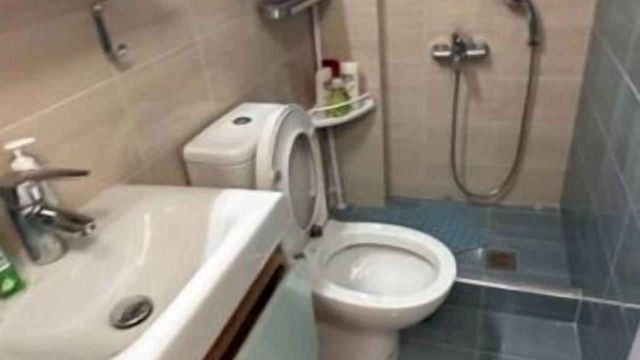 Photo of Bathroom in Kaki Thalassa