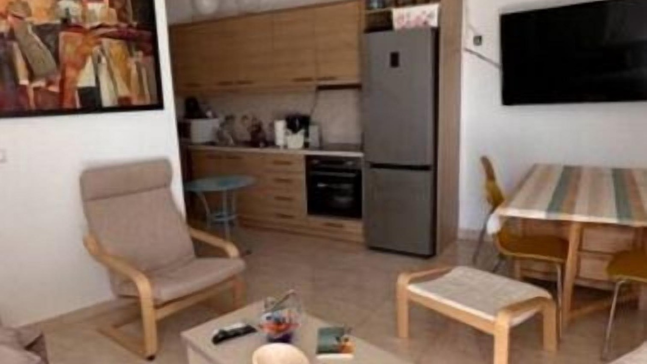 Photo of Livingroom in Kaki Thalassa
