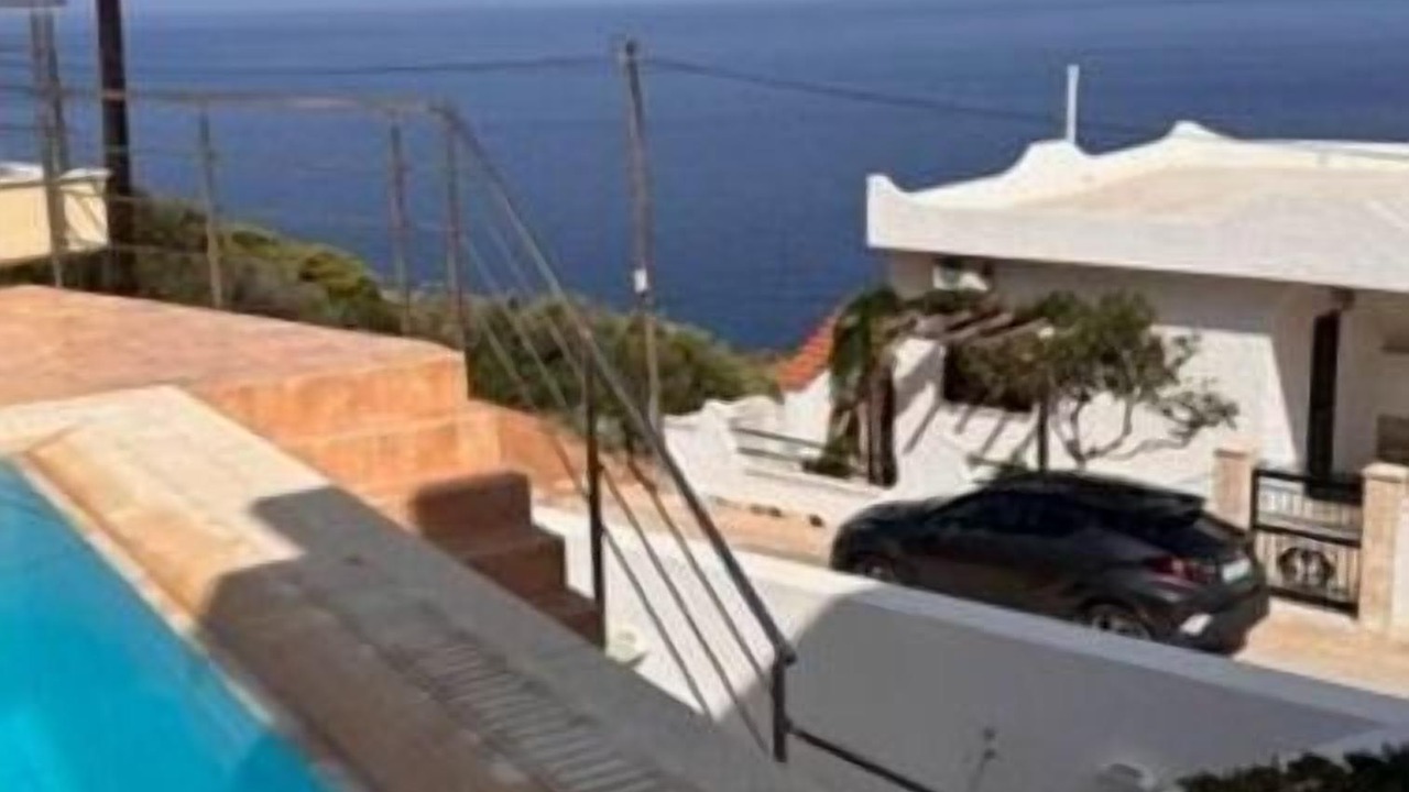 Photo of Outdoor in Kaki Thalassa