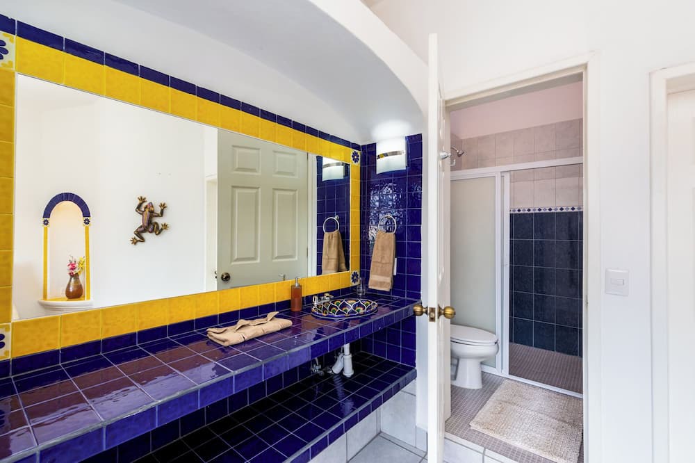 Photo of Bathroom in Lazaro Cardenas