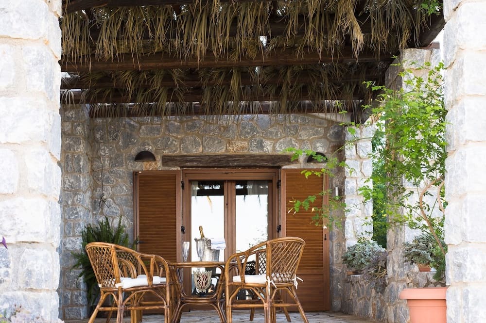 Photo of Outdoor in Eretria