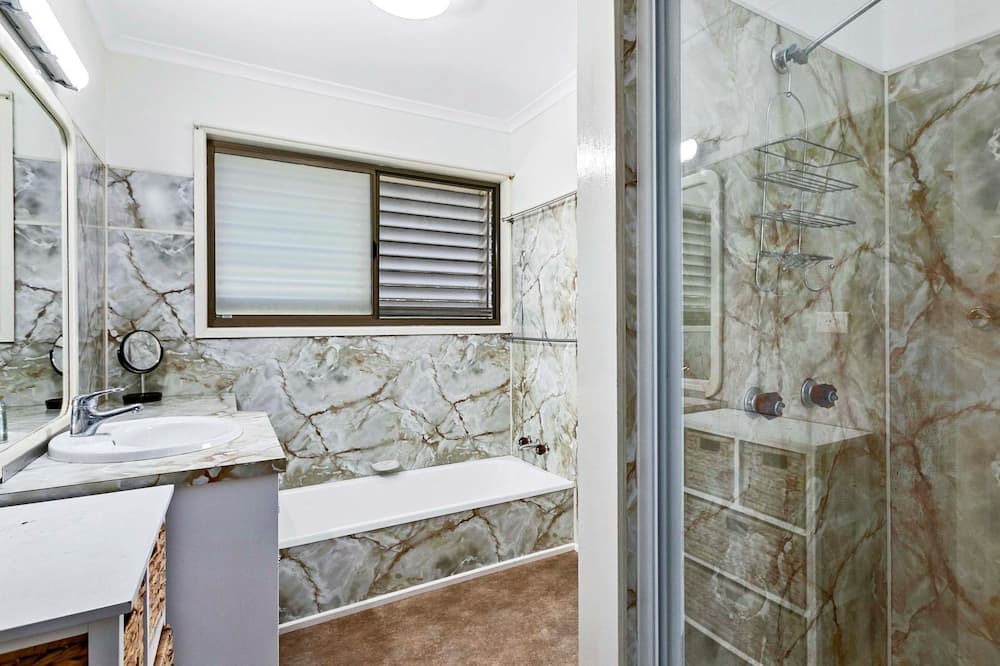 Photo of Bathroom in Nikenbah