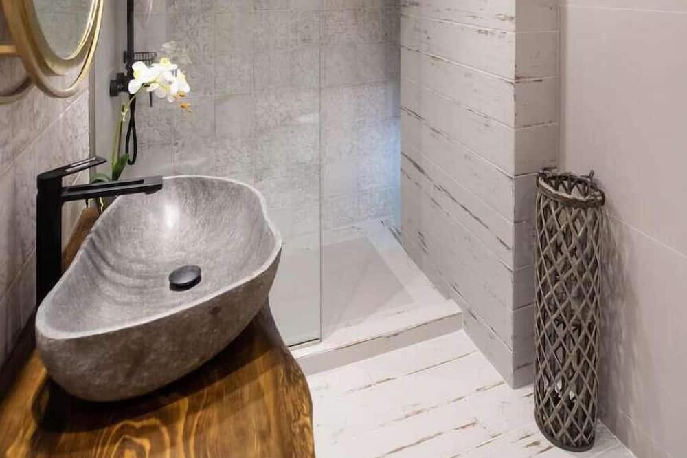 Photo of Bathroom in Vlicho