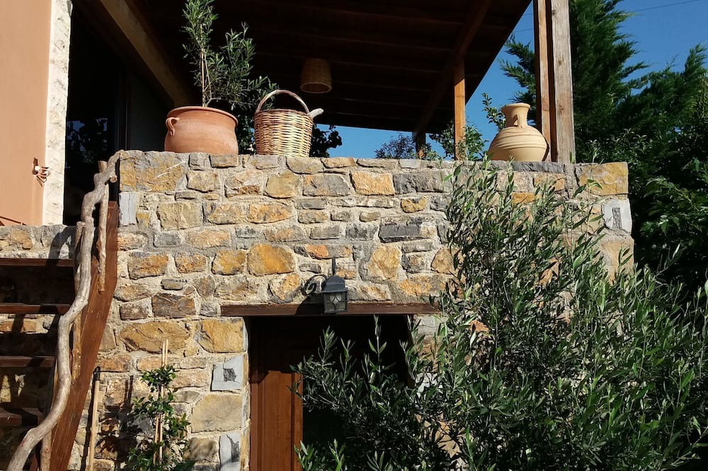 Photo of Outdoor in Nerotrivia