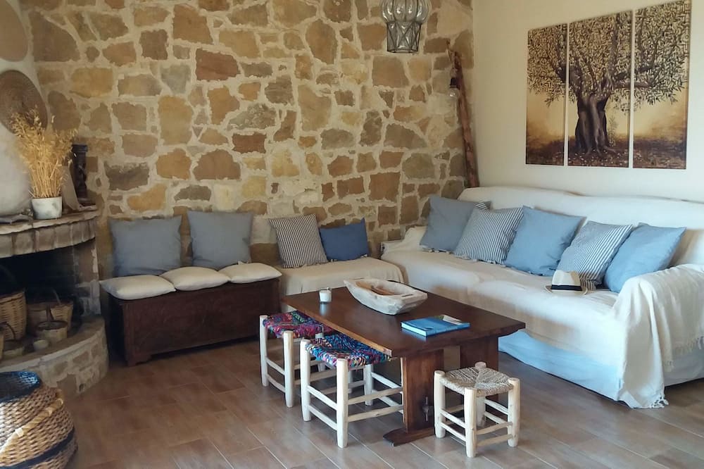 Photo of Livingroom in Nerotrivia