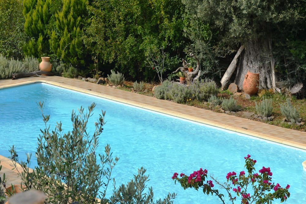 Photo of Outdoor in Nerotrivia
