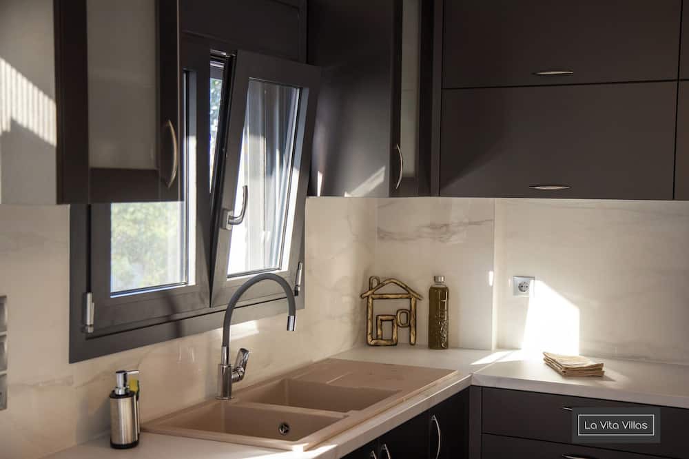 Photo of Kitchen in Mytikas