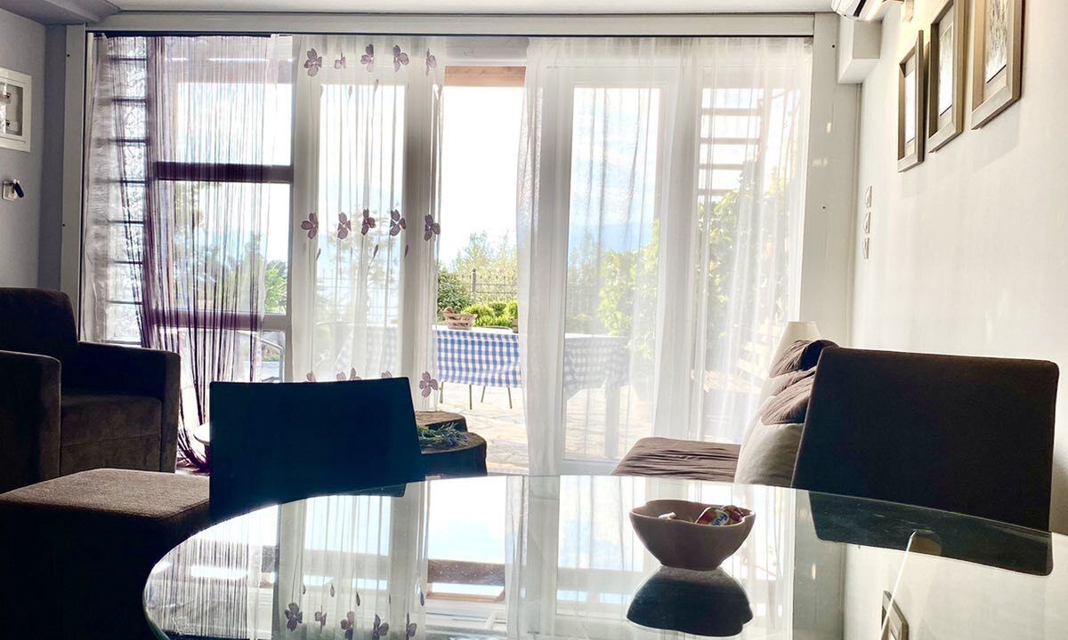 Photo of Livingroom in Molos-Agios Konstantinos