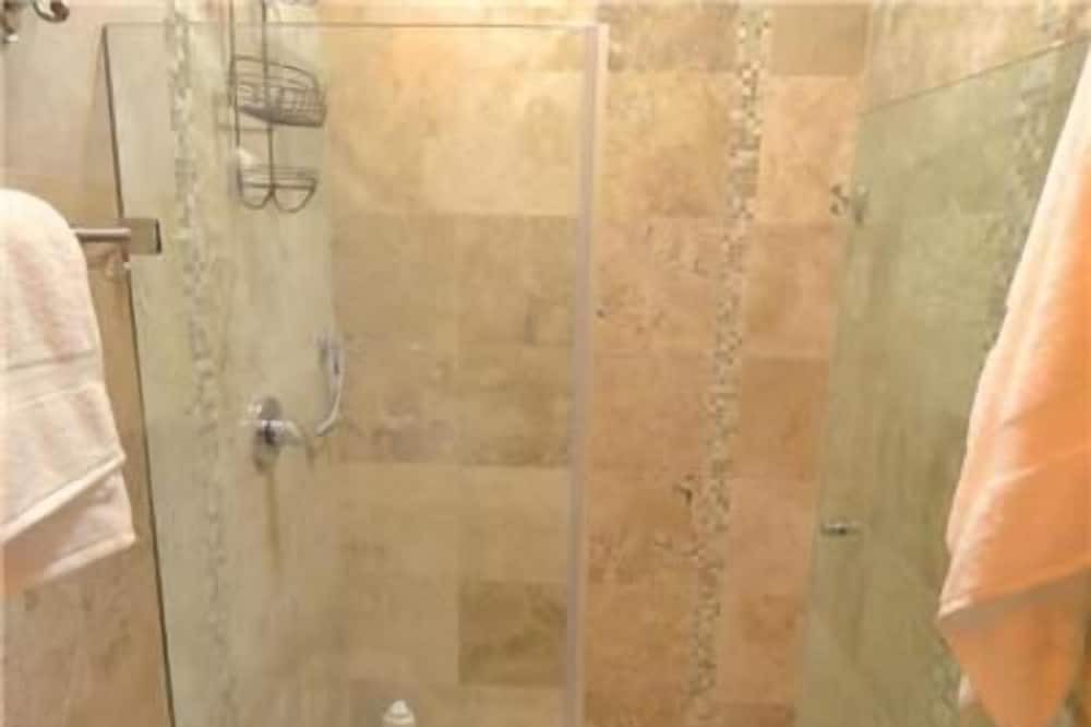 Photo of Bathroom in Colonia 5 de Diciembre